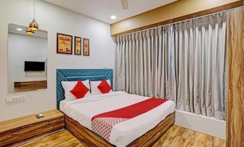 Surat Hotel | Hotel signature