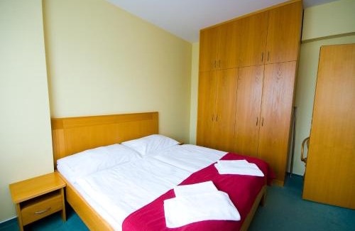 Prague 5 Hotel | Hotel Smaragd