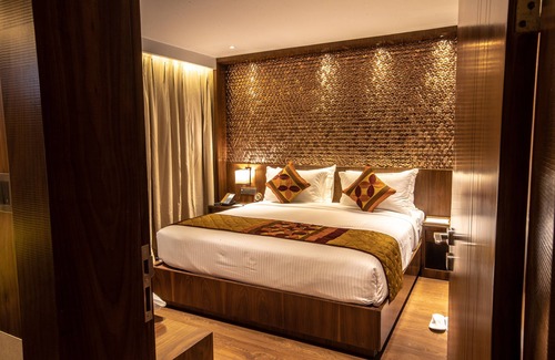 Shenoys Hotel | Hotel Span International