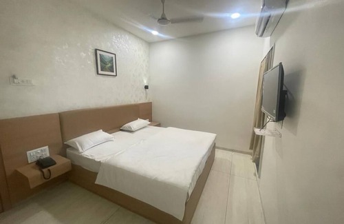 Morbi Hotel | Hotel Sparsh Inn Morbi