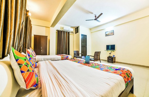 Penha de Franรงa Hotel | Hotel Spring Height Near Mall De Goa