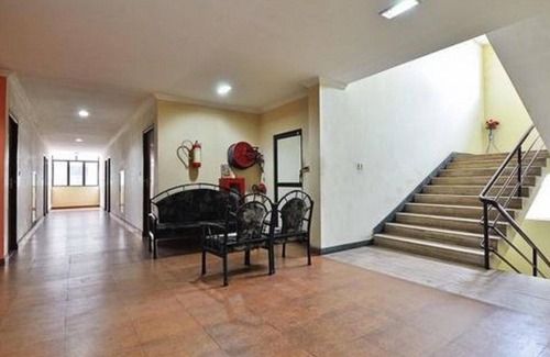 Shenoys Hotel | Hotel Srinivas