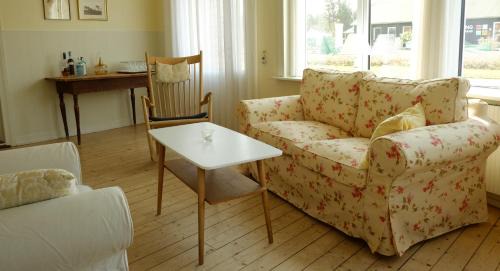 Hirtshals Hotel | Hotel Strandlyst Badehotel