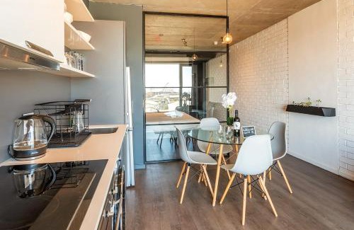 Cape Town City Centre Apartment | Hotel Style Living in Woodstock with Pool Gym