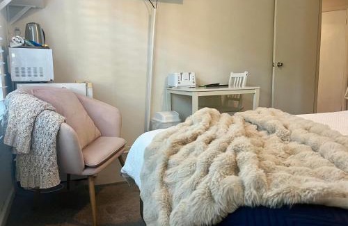 Kogarah Hotel | Hotel Style Monterey Guest Studio near Hospitals, Beach and Airport