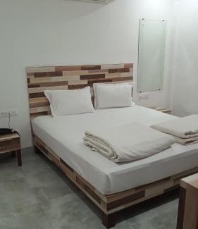 Indore Hotel | Hotel Sunshine Palace
