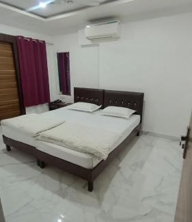 Indore Hotel | Hotel Sunshine Palace