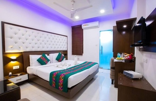 Karol Bagh Hotel | Hotel Surya International