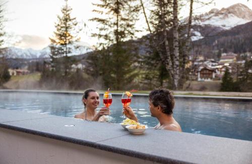 San Giovanni di Fassa Hotel | Hotel Terme Antico Bagno