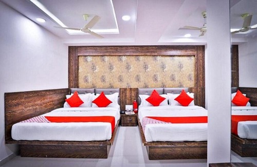 Ahmedabad Hotel | Hotel The Pathik Villa