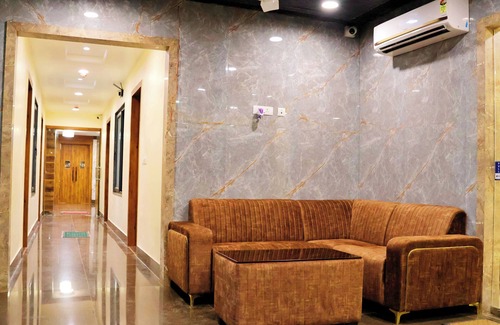 Vrindavan Hotel | Hotel Tulsi Grand Inn