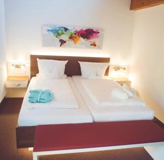 Bad Fuessing Hotel | Hotel und Appartementhof Waldeck