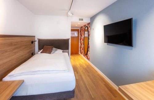 Buelach Hotel | Hotel und Restaurant zum goldenen Kopf