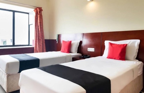 Maraimalai Nagar Hotel | Hotel Vassi Palaze