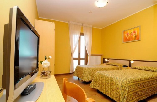 Civitanova Marche Hotel | Hotel Velus