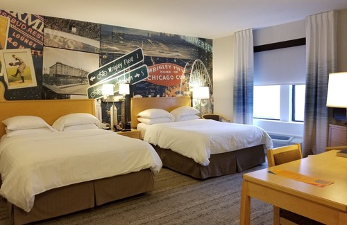 Lake View East Hotel | Hotel Versey Chicago Lincoln Park