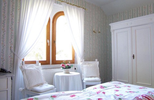 Weisser Hirsch Hotel | Hotel Villa Herzog