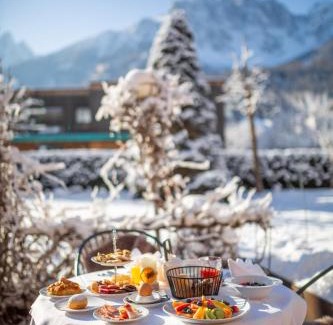 San Candido Hotel | Hotel Villa Stefania