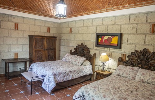 Bernal Hotel | Hotel Villas Mahando