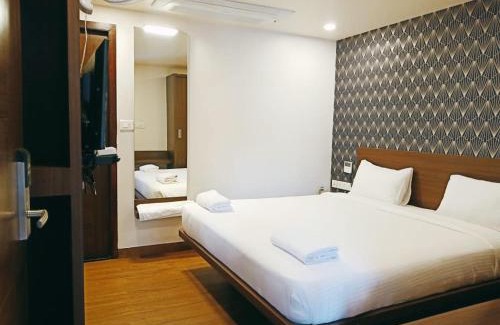 Tatabad Hotel | HOTEL VINTAGE CASTLE