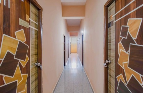 Tirupati Hotel | Hotel vvr sagaras nest