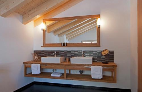 Bettmeralp Hotel | Hotel Waldhaus