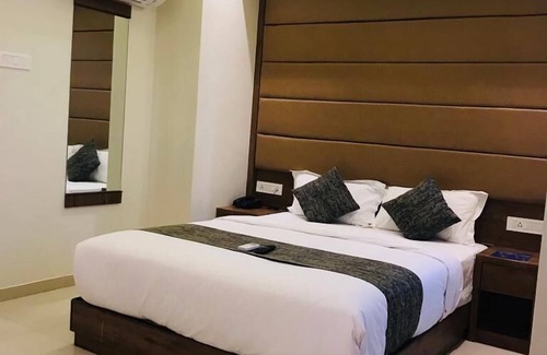 Andheri West Hotel | Hotel West Blue