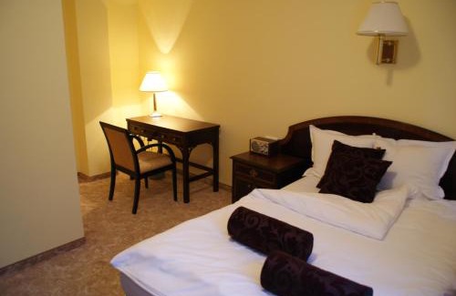 Pyrzowice Hotel | Hotel Wilga by Katowice Airport