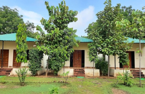 Sawai Madhopur Hotel | Hotel Yash Vilas
