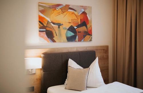 Cepin Hotel | Hotel Zelenkrov