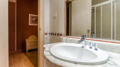 Bailen Hotel | Hotel Zodiaco