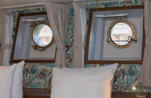 Vlissingen Hotel | Hotelboot Koningin Emma I Kloeg Collection