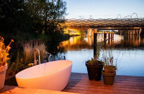 's-Hertogenbosch House | Hoteldebootel 's-Hertogenbosch met prive sauna
