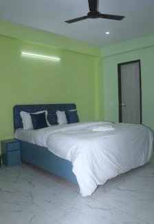 Greater Noida Hotel | HOTELDream town