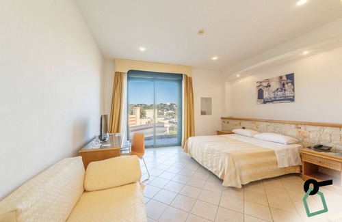 Santa Maria di Leuca Hotel | Hotiday Leuca Lungomare