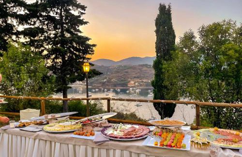 Naregno Hotel | HOTIDAY Room Collection - Porto Azzurro