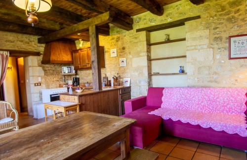 Les Eyzies Cottage | House near Sarlat with Wifi and pets allowed