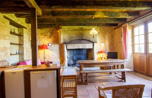 Les Eyzies Cottage | House near Sarlat with Wifi and pets allowed