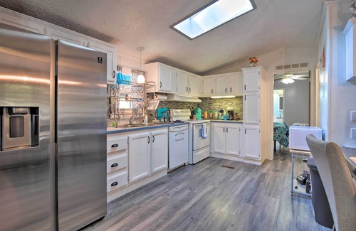 Prudenville House | Houghton Lake Area Home w/Fire Pit & Yard!