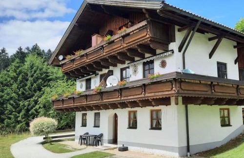 Hauzenberg House | House 10 Hochstein Comfortable holiday residence