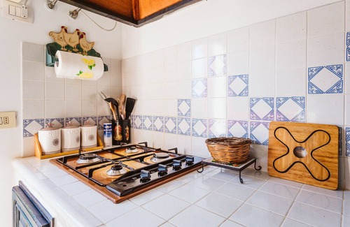 Augusta Villa | House 10 Minutes From The Sea, Rocks