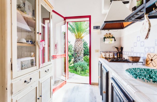 Augusta Villa | House 10 Minutes From The Sea, Rocks