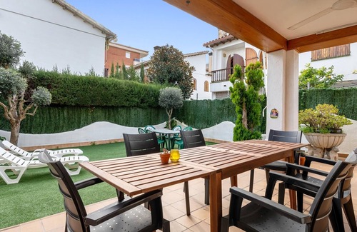 Calafell Villa | House 100m beach with 2 pools and barbecue