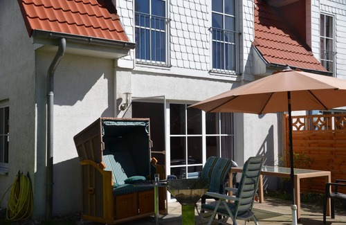 Vadersdorf House | House 110sqm garden beach and sea Kinderfreudl. Internet GrillingSurfingPets