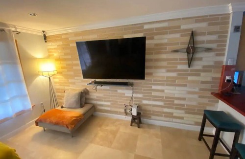 North Miami Beach House | House ∙ 3 bedrooms ∙ 8 guests