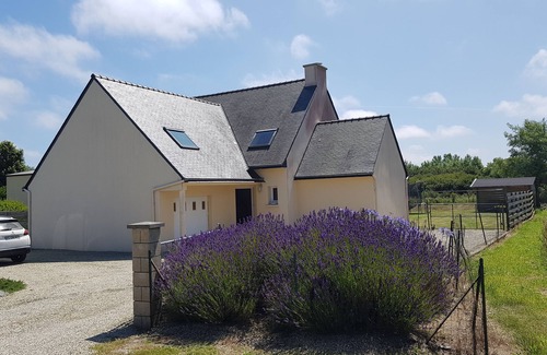 Kerlouan House | House 300 meters from the sea - sleeps 8