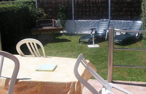 La Bernerie-en-Retz Villa | house 5 pers 200m beach in res. with a pool