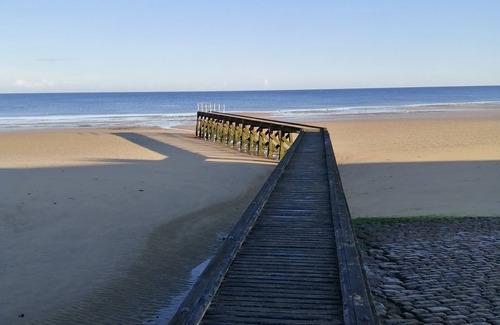 Grandcamp-Maisy House | House, 50m from the beach