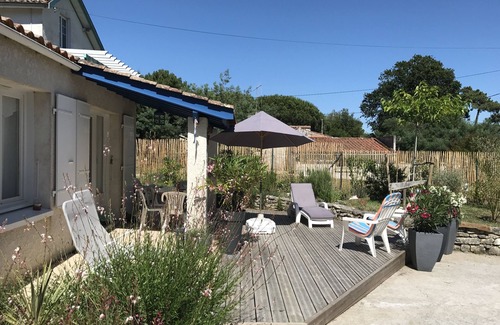 Saint-Trojan-les-Bains House | house 6 people, quiet area 100 m from the sea, south Saint-Trojan Les Bains