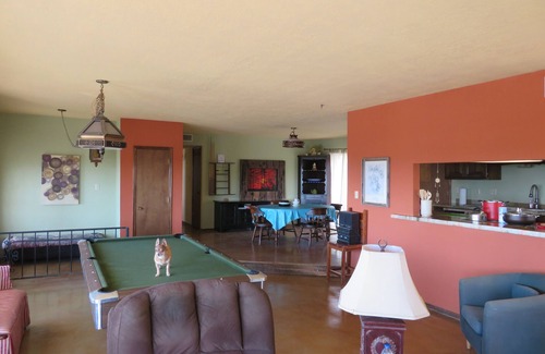 Northeast Heights House | House against the Sandia mountains